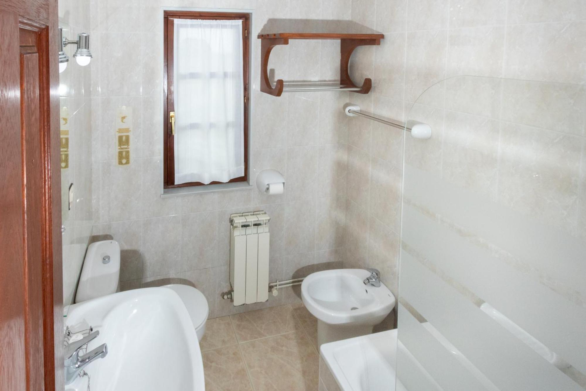 Apartamentos El Acebo Navés Eksteriør billede